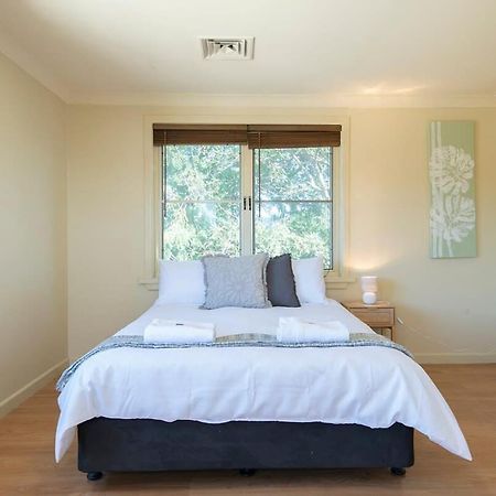 Tranquil Taylor - Two-Storey Cbd Family Home, Bbq Dubbo Eksteriør bilde