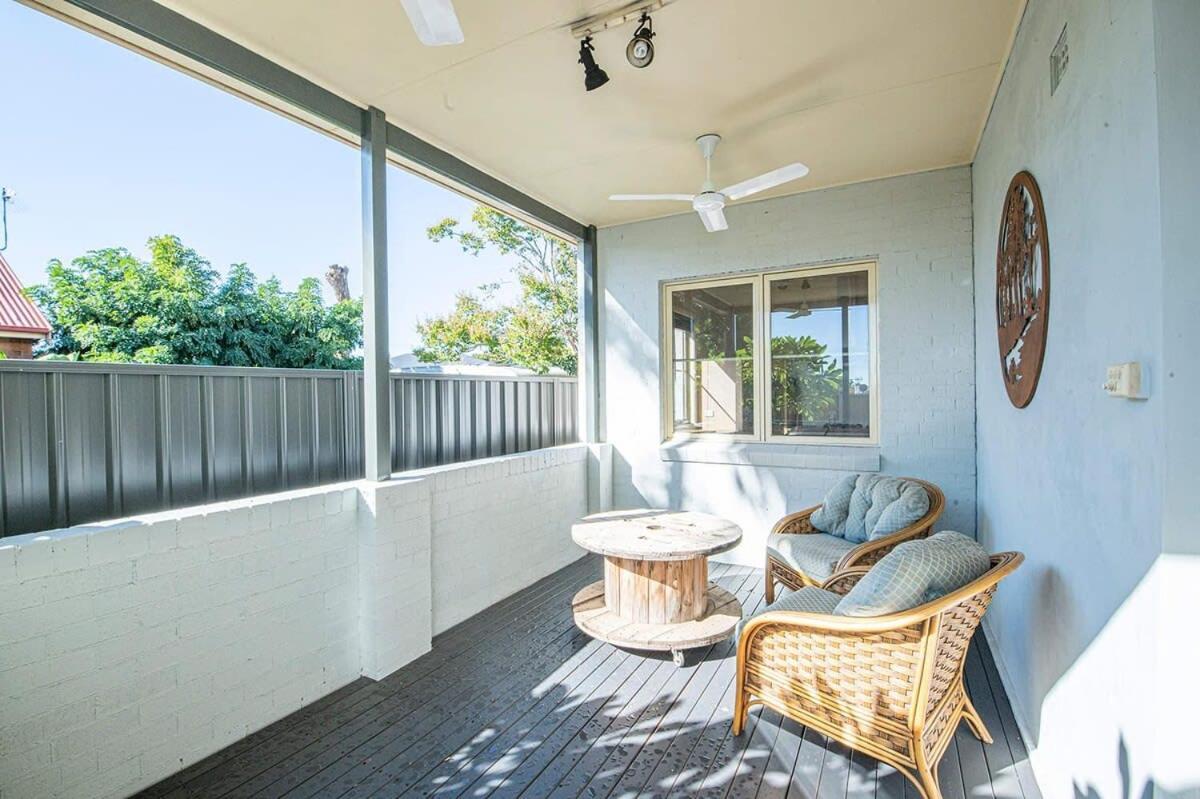 Tranquil Taylor - Two-Storey Cbd Family Home, Bbq Dubbo Eksteriør bilde