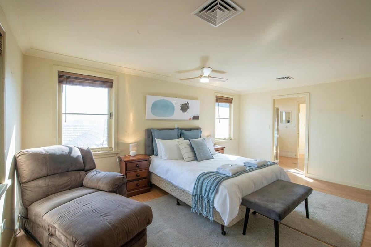 Tranquil Taylor - Two-Storey Cbd Family Home, Bbq Dubbo Eksteriør bilde