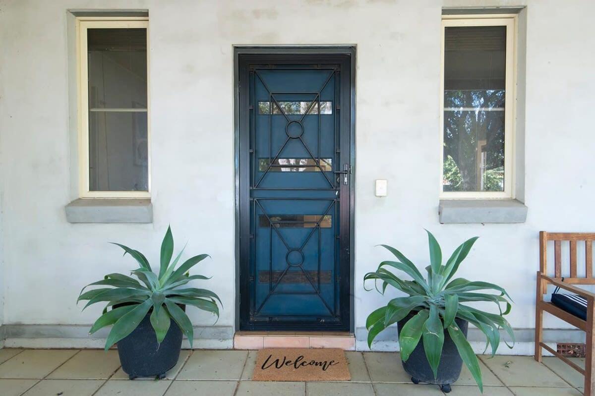 Tranquil Taylor - Two-Storey Cbd Family Home, Bbq Dubbo Eksteriør bilde